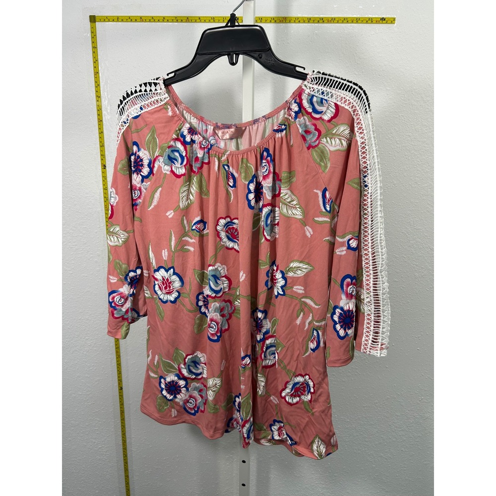 Amana Floral Print Blouse Coral Pink Crochet Lace Trim 3/4 Sleeve Top Large